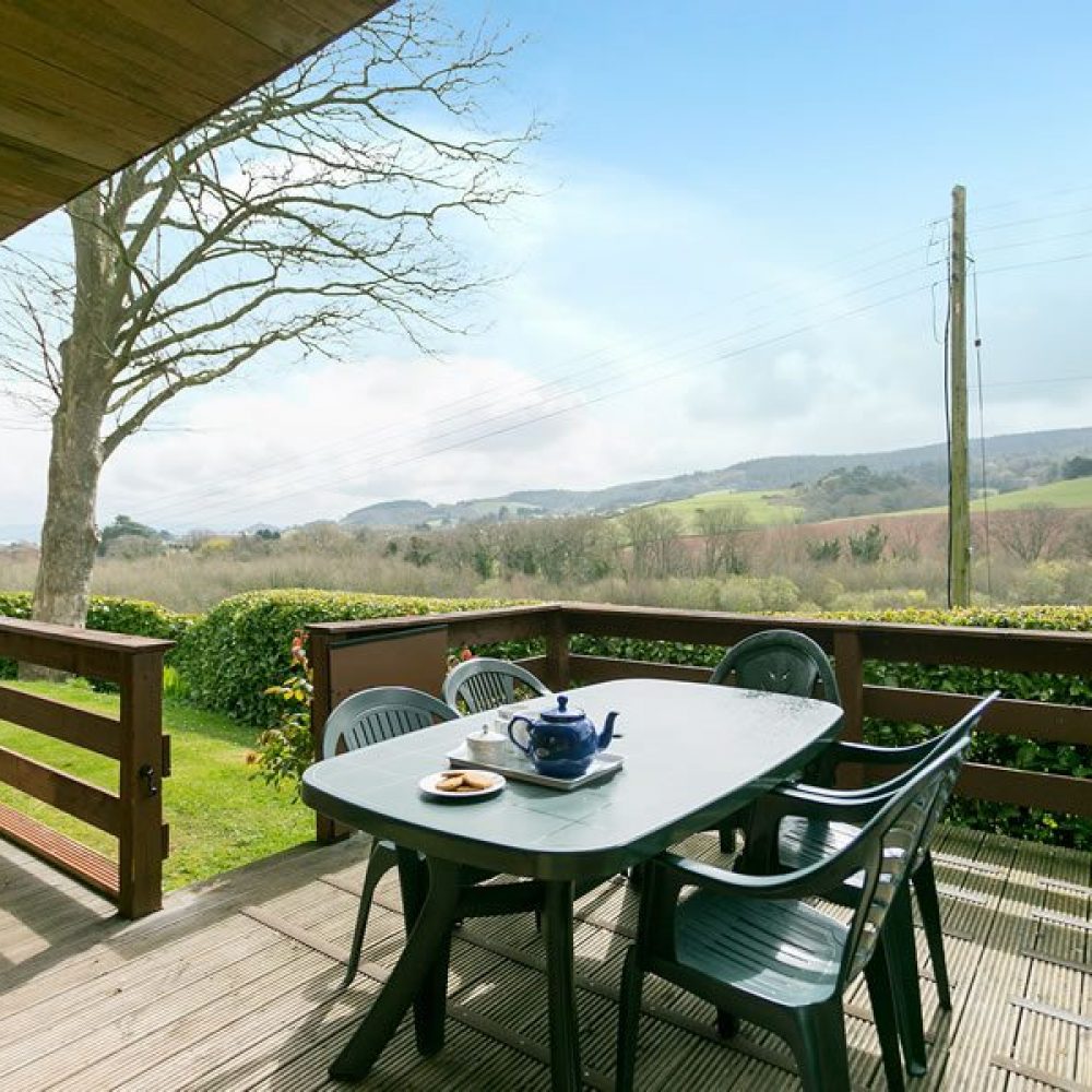 holly-lodge-verandas